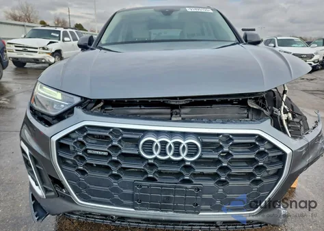 2022 Audi Q5 Premium 45 z USA, uszkodzony, nr VIN WA1GAAFY3N2101635